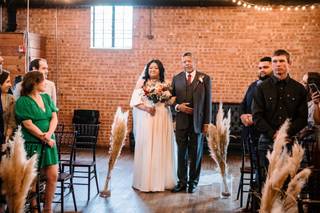 Linh's Bridal & Alterations - 70