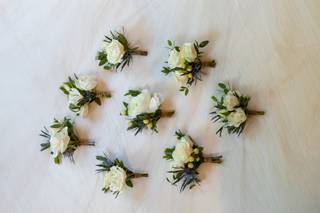 Fleur De Lis Florist - 36