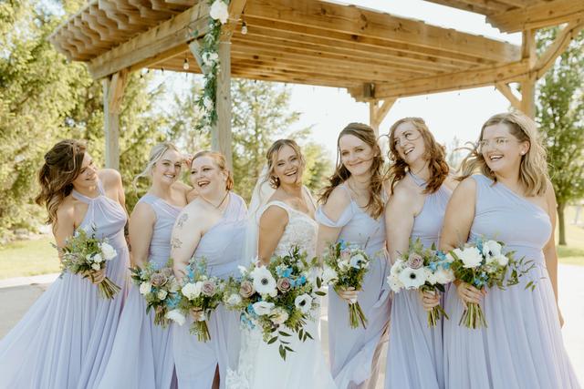 Iris & Ivy - 4