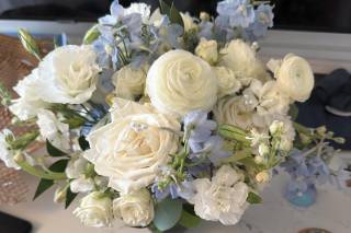 Linens & Flowers Design - 14