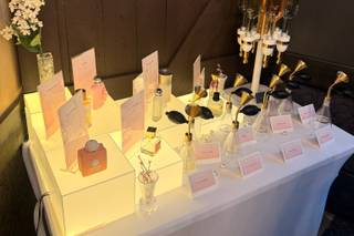 Five Senses Perfume Bar - 6