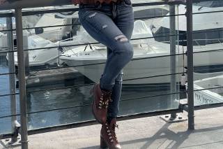 Mia Mo Styles - 19