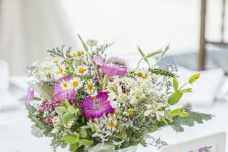 Wildflower Stem + Sundry - 95