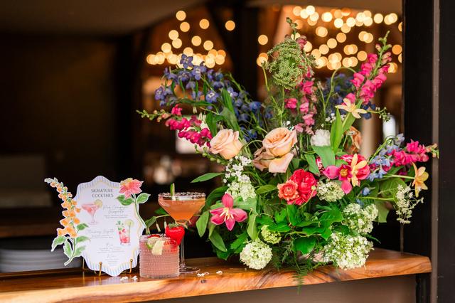 Anaphora Flowers - 1