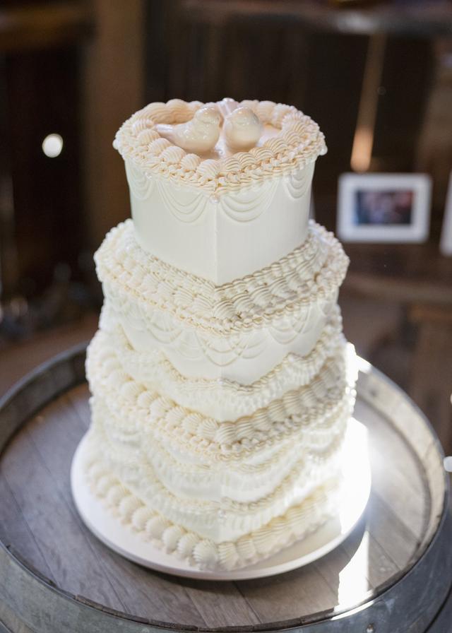 Custom Cakes by Tara - 2