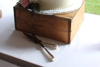 Chickadee Hill Cakes - 107