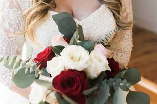 Flower Creations Rolesville - 16