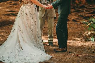 Weddings In The Wild - 17