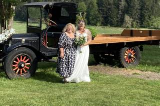 Belle & Barn - 6