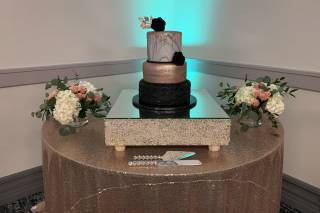Creative Cakes and Candies - 77
