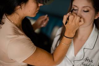Nadia's Beauty Spot - 24