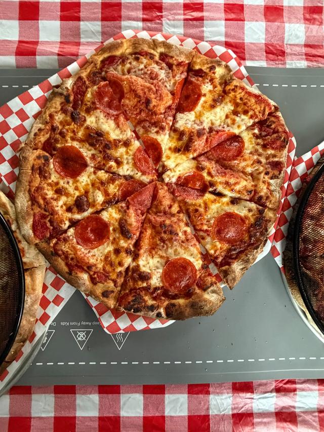 Ilmioamore Woodfired Pizza Truck - 3