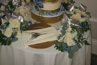 Johnson's Custom Cakes - 30