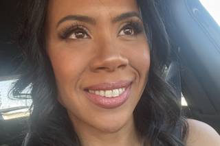 Patricia Vega Hair & Makeup Studio - 14