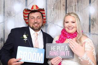 Oh Snap! Photo Booth - 10