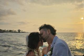 Simple Kona Beach Weddings - 10