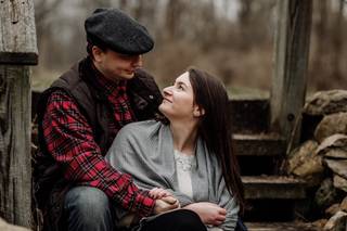 Hand and Arrow Photography - 32