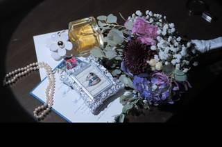 Between the Roses Florist - 5