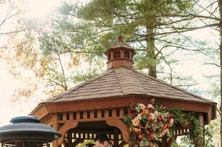 The Pavilion on Crystal Lake - 11