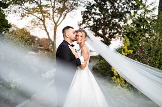 Behind the Bride - 38