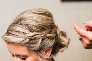A Cut Above Full Service Salon - 41
