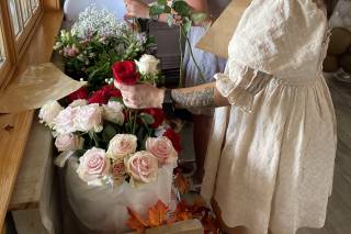 Creative Designs Floral and Events - 12