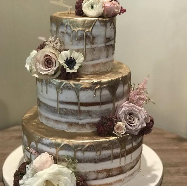 The Cake Cottage - 4