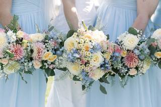 Shelley's Flowers & Gifts - 16