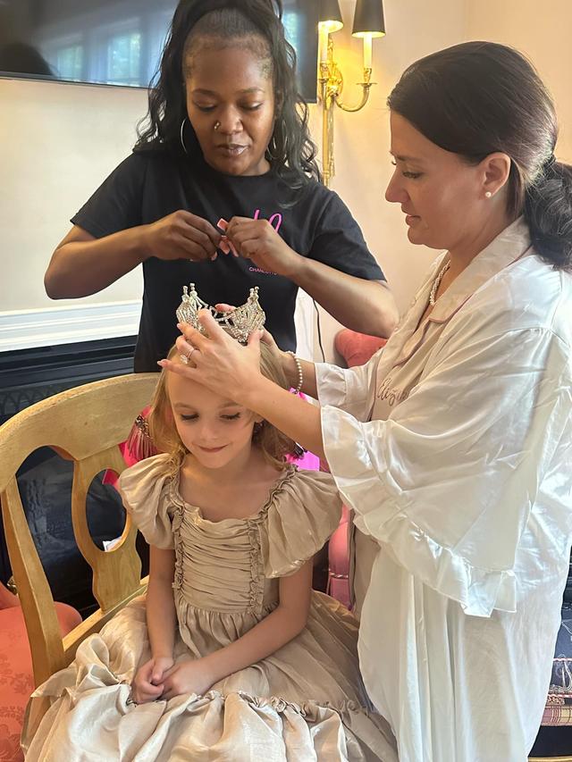 Blo Blow Dry Bar (Charlotte) - 2