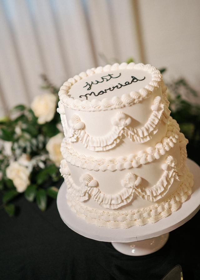 Kayli Bakes Cakes - 3