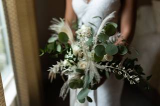 Grace Lakes Florist - 5