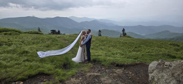 Joshua Maples Professional Wedding Officiant - 1