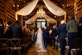 The Red Lion Inn and Barn - 19