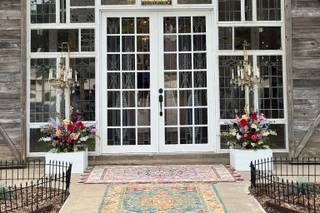 SueBee Vintage Rentals - 5