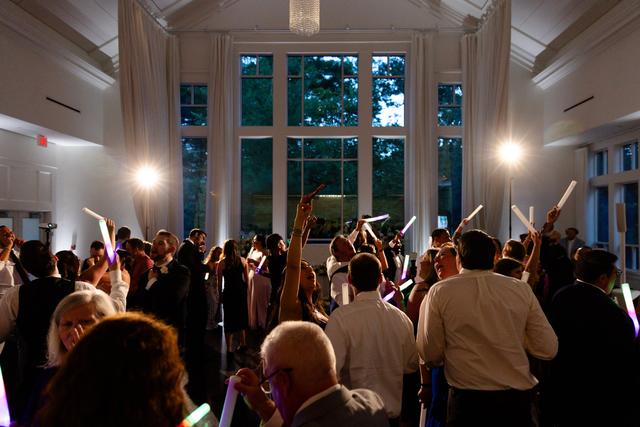 UNIQUE SOUNDS ENTERTAINMENT & EVENT PROFESSIONALS - 4