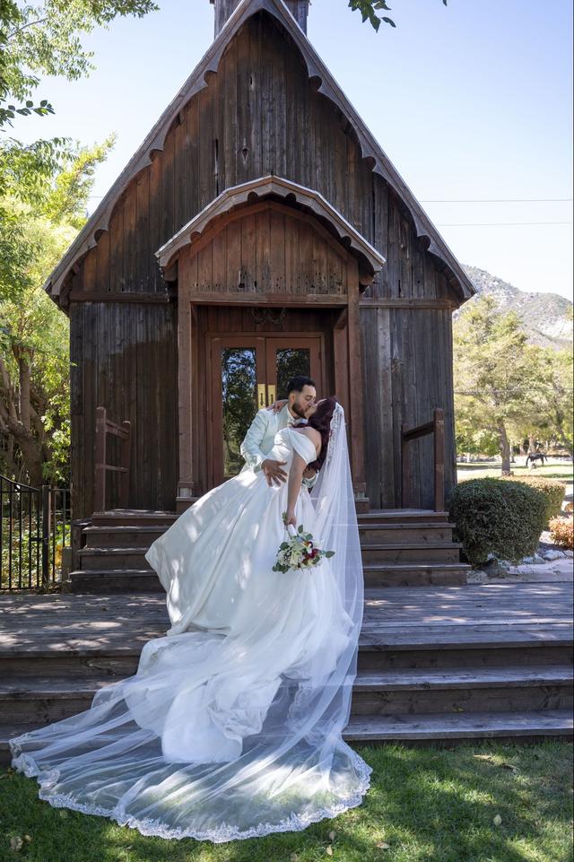 Graphic Studio & Bridal Collection - 2