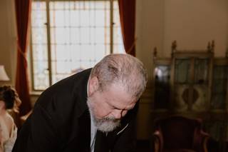 Chris Gray Wedding Officiant - 11