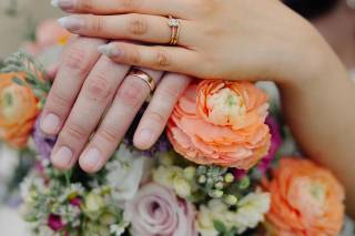 Atmospheres Floral and Decor - 10
