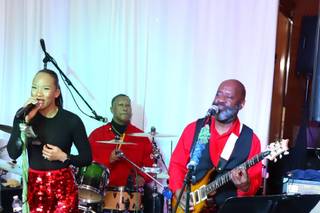 The Groove Spot Band & Show - 6