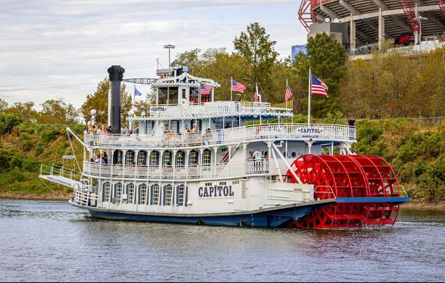 Nashville Riverboats - 4
