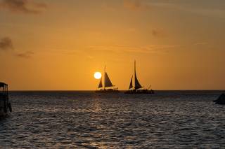 Honeymoons & Destination Weddings with Courtney - 6