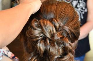 Jammie Sue hair and Make-up Artistry - 10