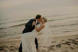 Great Lakes Wedding Gown Specialists - 14