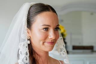 Royal Makeup & Hair - 10