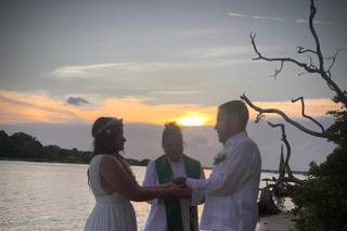 Anna Castillo-Lora, The Wedding Officiant - 18