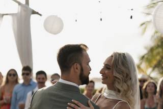 Key Largo Lighthouse Beach Weddings - 11