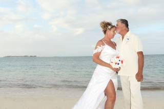 Bahamas Weddings By The Sea - 23