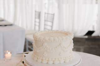 Sweet Escape Cake Company - 8