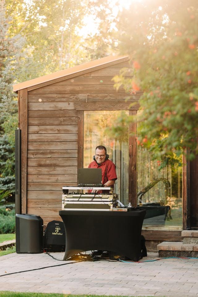 A Sound Choice DJ Entertainment - 1