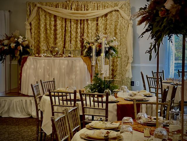 A Beautiful Day Évent Florals & Decor - 3
